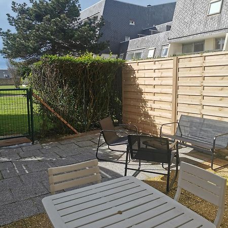 Appartement Acces Direct A La Plage Bernieres-sur-Mer Екстер'єр фото