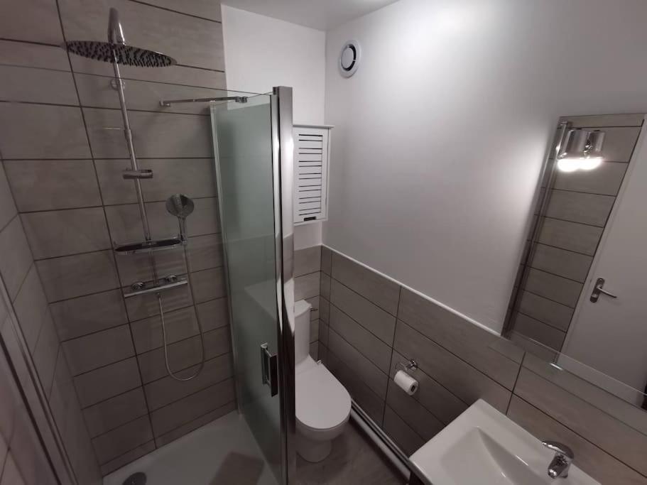 Appartement Acces Direct A La Plage Bernieres-sur-Mer Екстер'єр фото